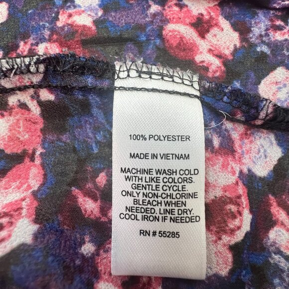 🌷Express "The Portofino Shirt" Floral Button Up Blouse Classic & Chic! - Picture 7 of 9